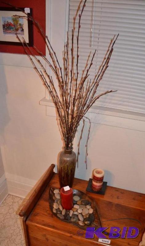 lot 193 image: 16" tall vase, unique polished stones in...