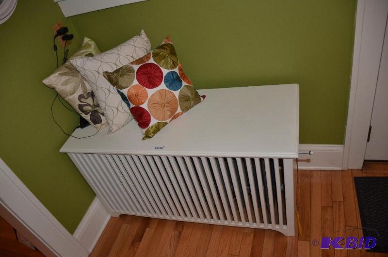 lot 30 image: Vintage Wood radiator cover  bench painted w...