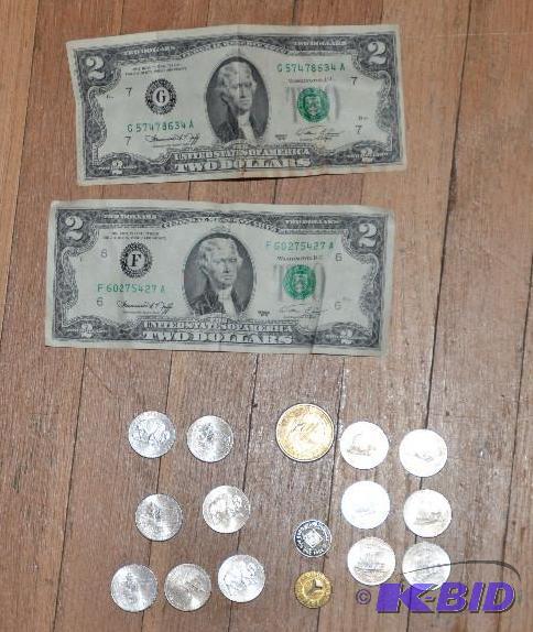 lot 35A image: Collectible money - $2 bills, $1 coin, nickle...