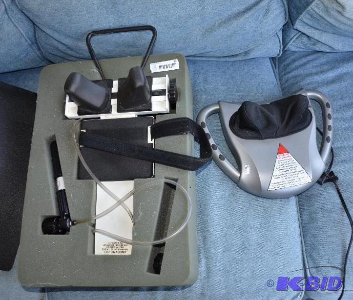 lot 55 image: Homedics Kneading Shiatsu Neck Massager 2 par...