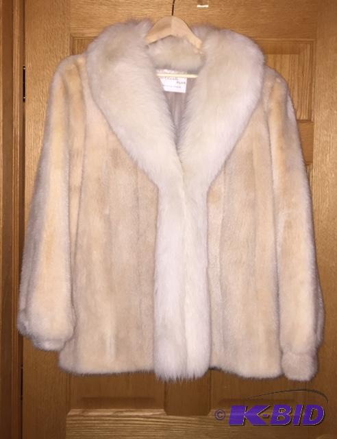 lot 14A image: Gorgeous $3,500 Ranch Mink Fur Coat&nbspwit...