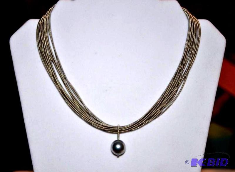 lot 28 image: Large drop gray Pearl&nbspon a multi strand...
