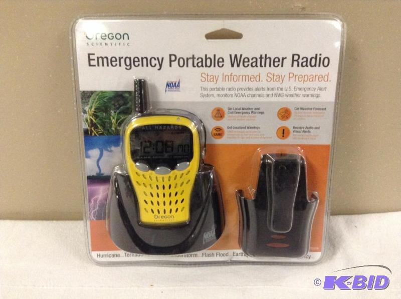 lot 18 image: Oregon Emergency Portable Weather Radio