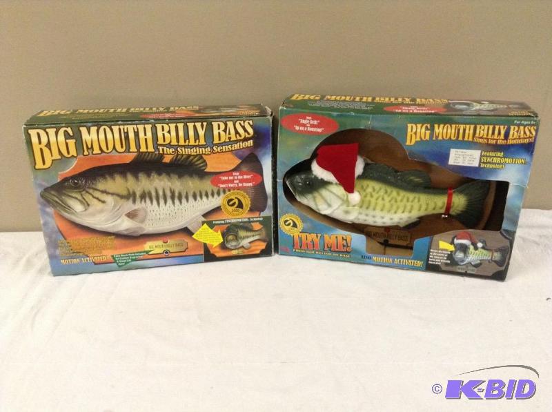 lot 51 image: 2 Big Mouth Billy Bass