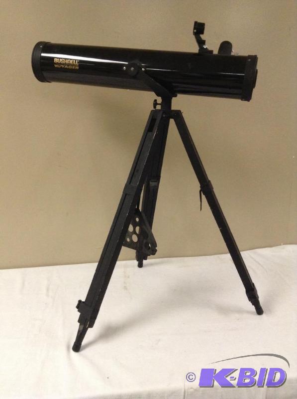 lot 64 image: Bushnell Voyager Telescope