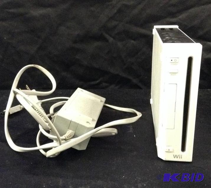 lot 84 image: WI Console and Power Supply