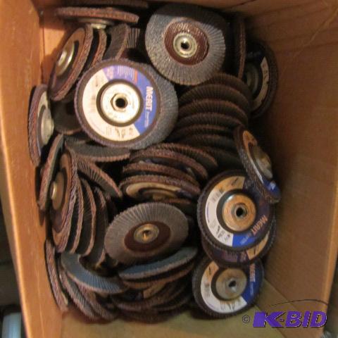 lot 4 image: Merit Grinding Disks