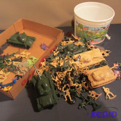 lot 54 image: Military Toys