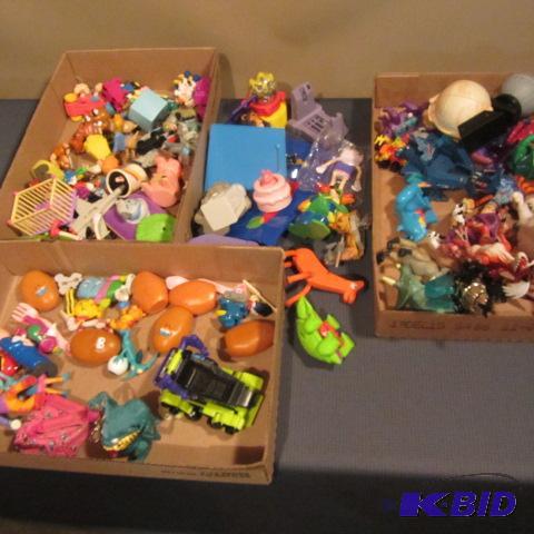 lot 66 image: McD & Burger King Toys