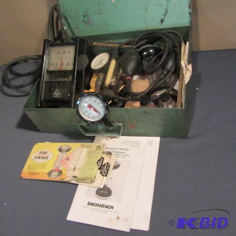 lot 7 image: Fyrite Smoke Tester