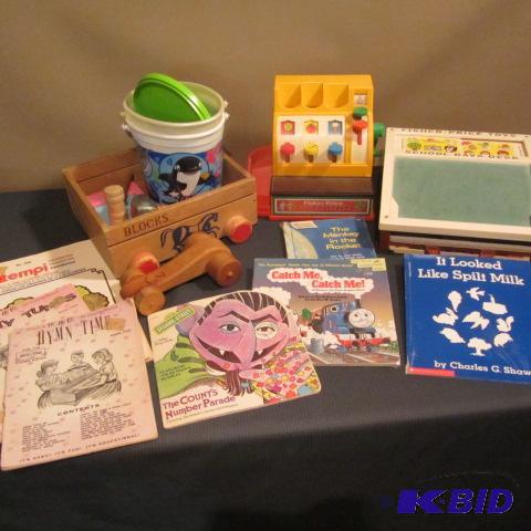 lot 73 image: Fisher Price Toys, Books