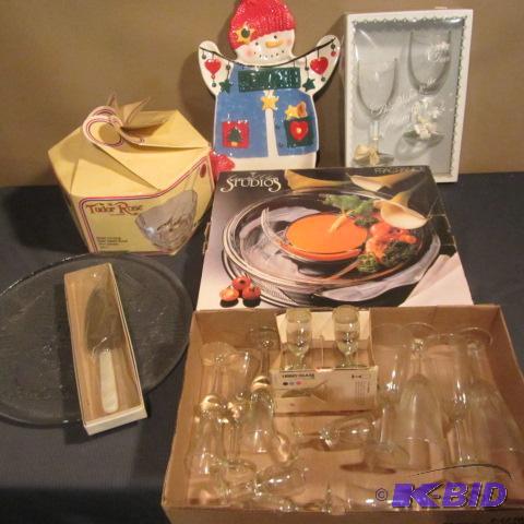 lot 93 image: Crystal Bowl, Trays, Stemware