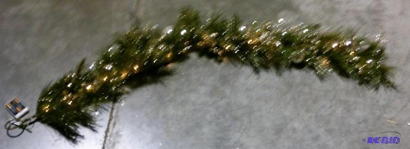 lot 104 image: Lighted Garland - Battery powered - Retail $5...