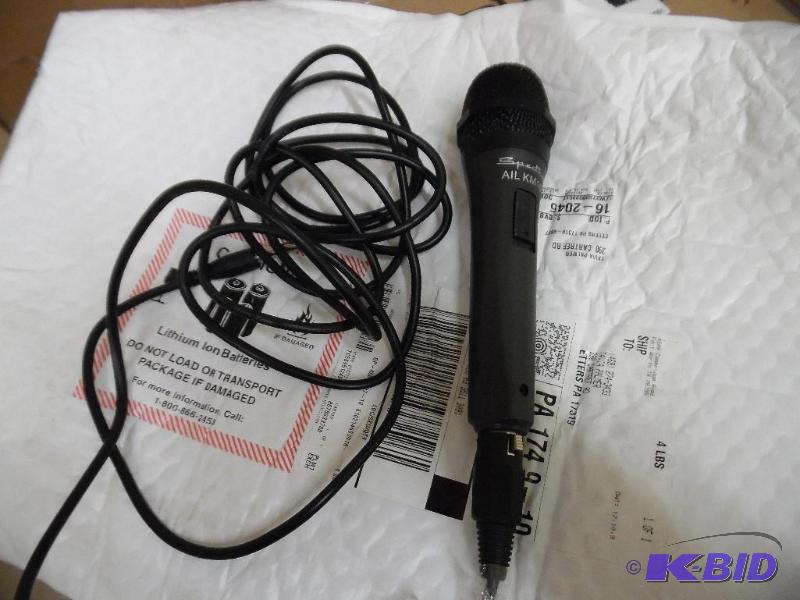 Microphone