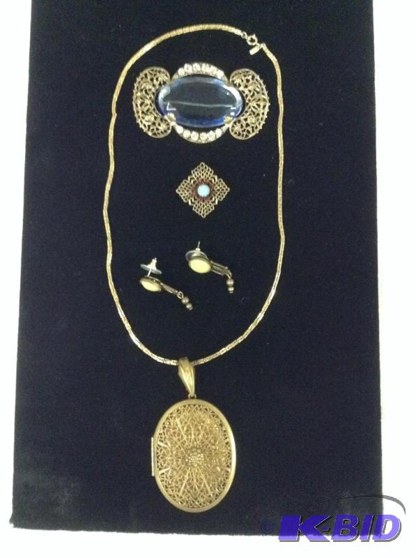Vintage Necklace, Pins & Earrings