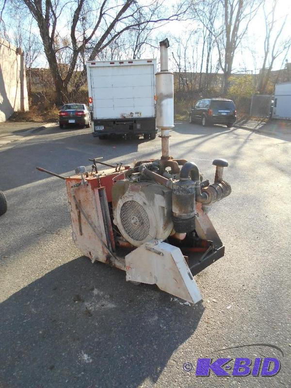 Norton Clipper Concrete Saw