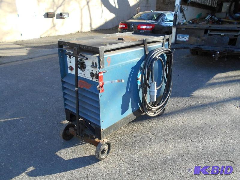 Miller SRH555 Welder On Cart With Cover. State Unit.