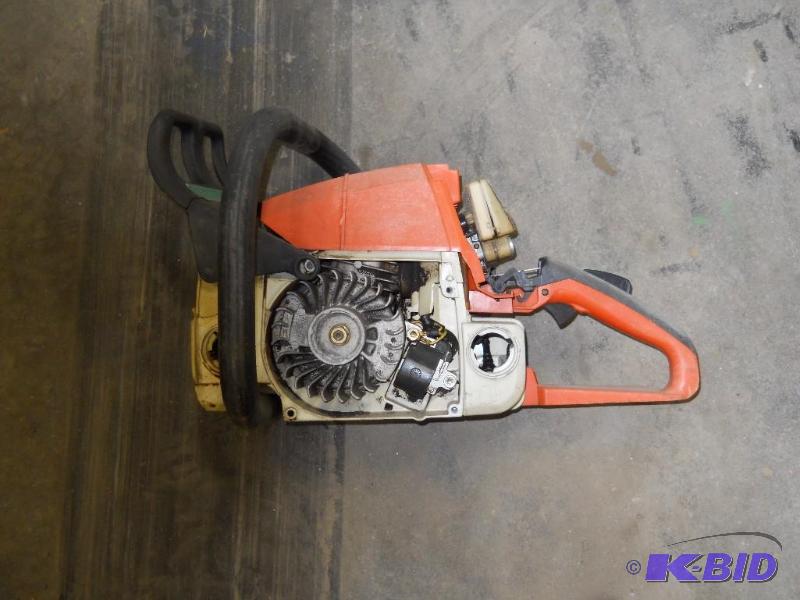 lot 18 image: Stihl 290, 310, 390 Crankcase  Head.
