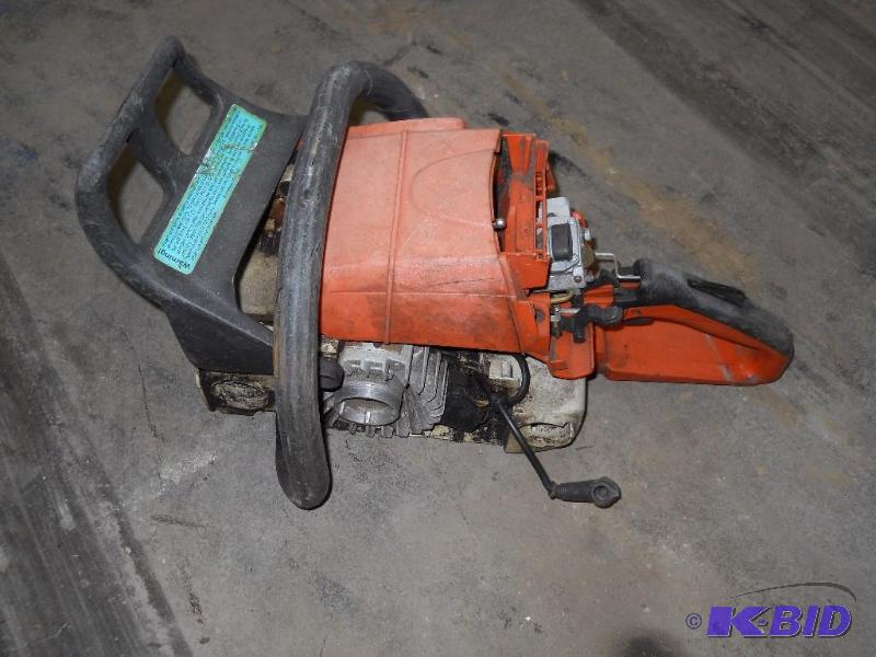 lot 20 image: Stihl 290, 310, 390 Crankcase  Head