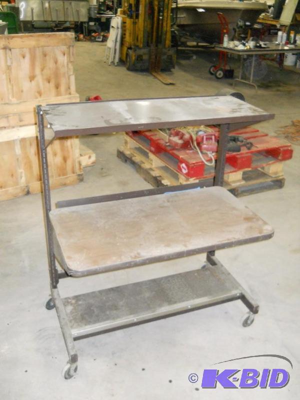 lot 106 image: Rolling Cart