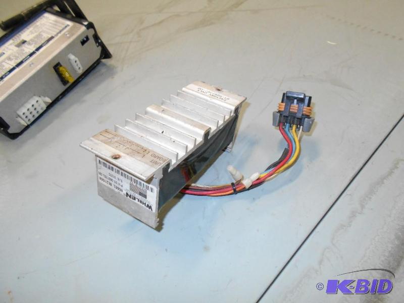 lot 25 image: Whelen BL2150 Headlight Flasher. Police Fire.