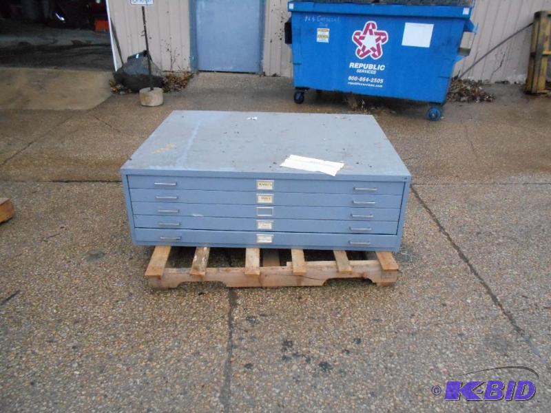 lot 93 image: 5 Drawer Map or Art File