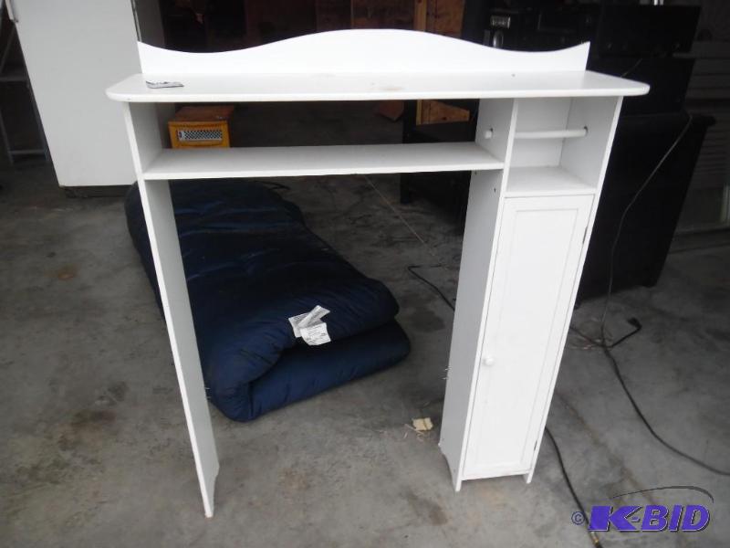 White Shelf