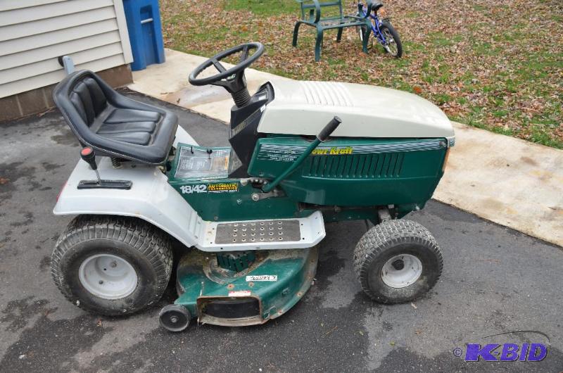 Montgomery Ward Powr Kraft Riding Mower