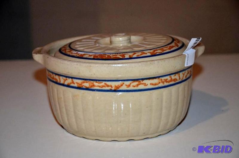 lot 122 image: Red Wing BowlCrock with lid 10" diamete...