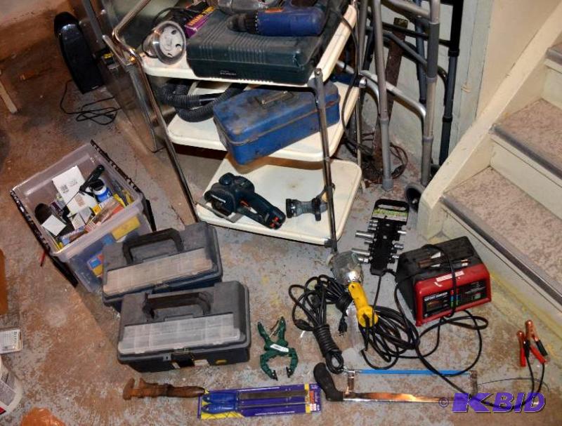 lot 149 image: Over $500 in tools with cart, battery charger...