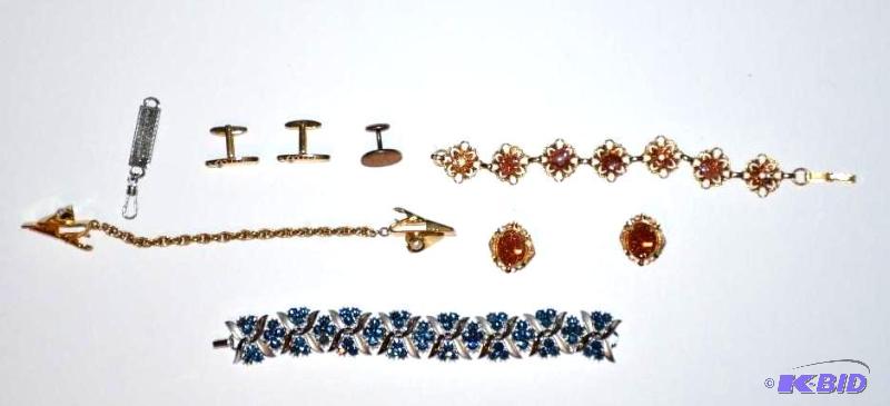 lot 195 image: Awesome silver & blue color Trifari ...