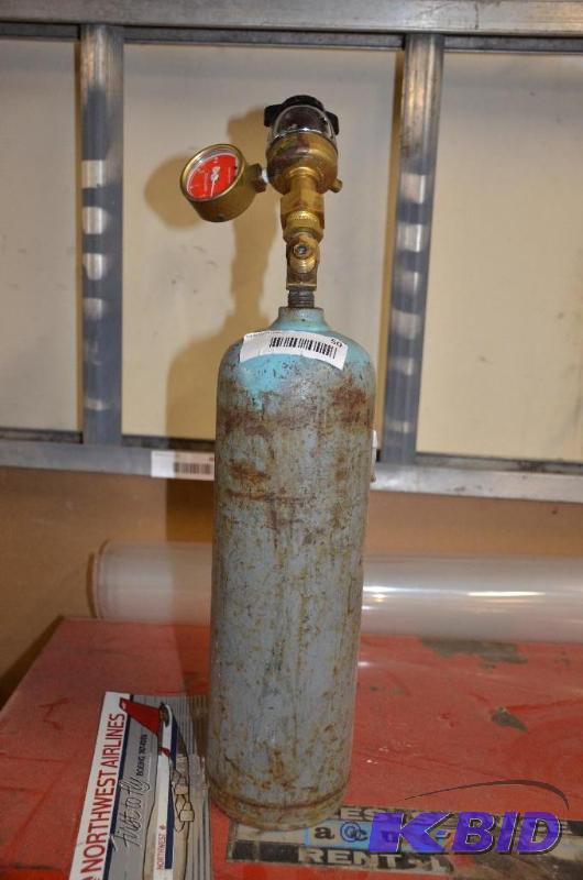 lot 50 image: prest-o-lite acetylene gas welding torch tank...