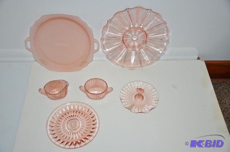 lot 91 image: Vintage - sugar & creamer, serving plates...