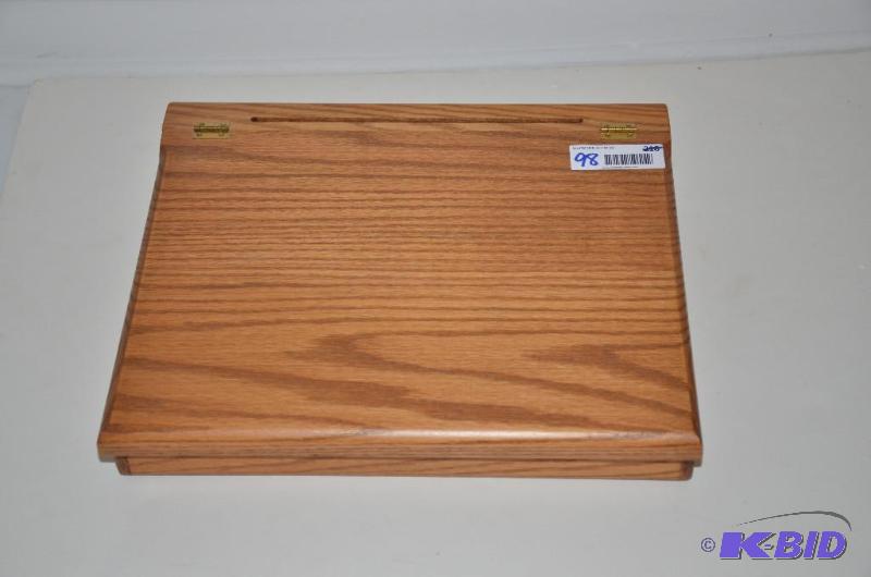 lot 98 image: Shaffar craft wood Oak lecturn 14x12"...