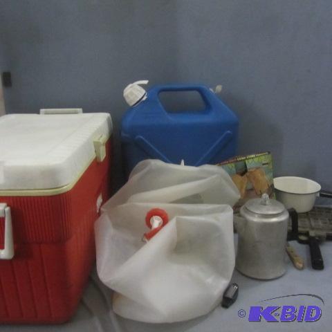 lot 119 image: Camping Supplies