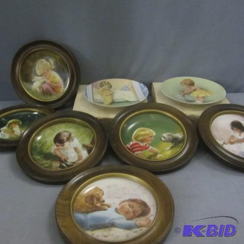 lot 133 image: Decorative Plates