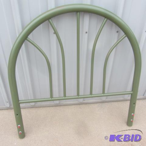 lot 173 image: Twin Bed Headboard