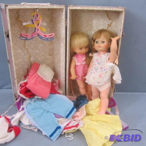 lot 29 image: Doll Trunk, Dolls & Clothes