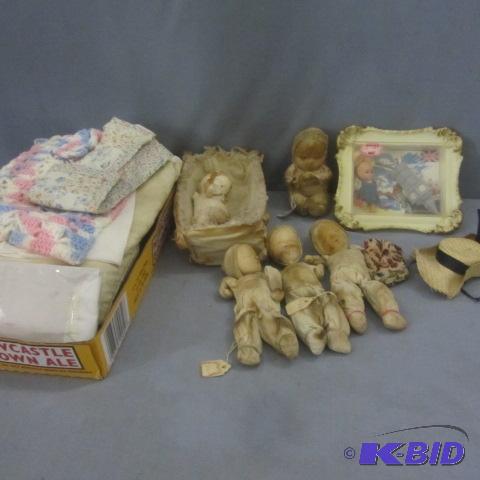 lot 33 image: Cloth Dolls, Doll Blankets