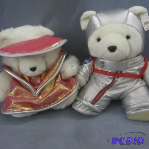 lot 69 image: Santa Bears