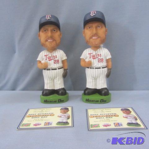 lot 82 image: MN Twins Bobbleheads