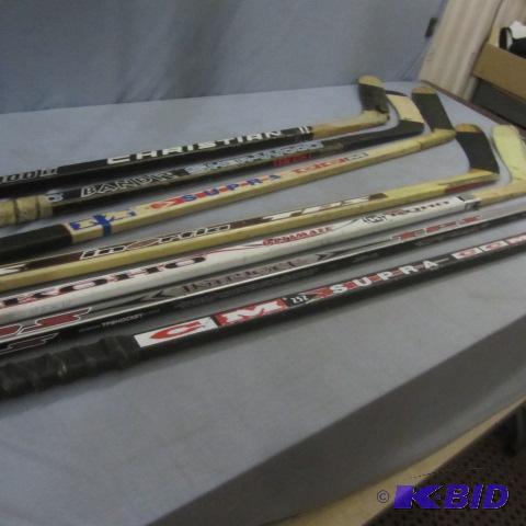 lot 90 image: Hockey Sticks
