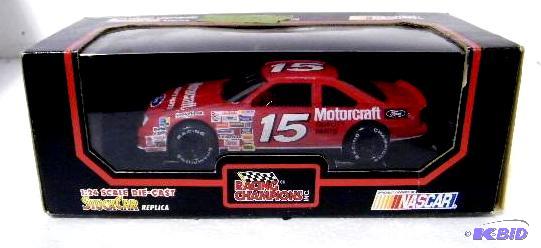lot 110 image: Ford Race Car - #15 Morgan Shepherd - Die cas...