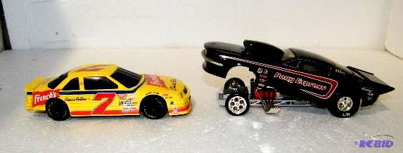 lot 124 image: Two Piece Set  Chevy Lumina Race Car Bank - #...