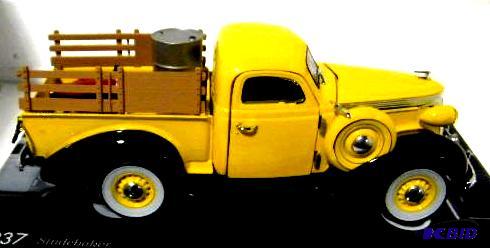lot 53 image: 1937 Studebaker Pickup - Has detachable stake...