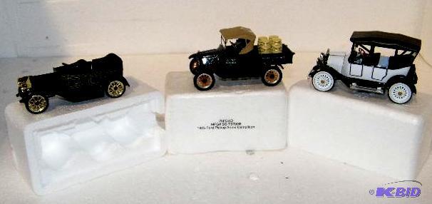 lot 71 image: Three Piece Lot - All are in styrofoam origin...