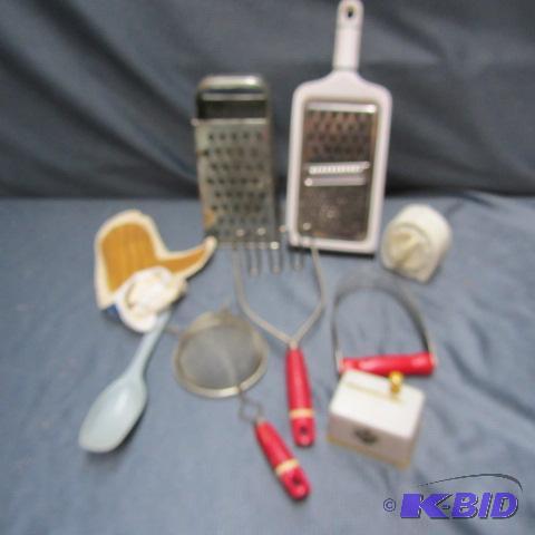 Vintage Kitchenwares