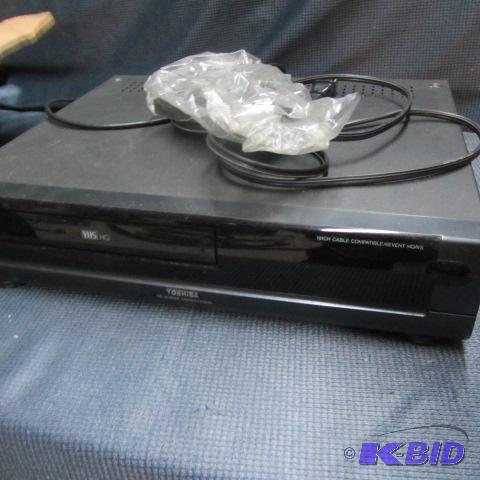 Toshiba VCR