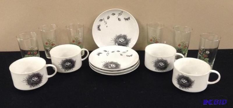 lot 45 image: Bird Nest Dinnerware