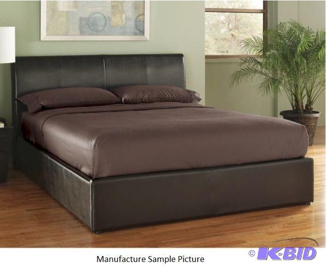 Queen Platform Bed - Brown like leather - Hea...